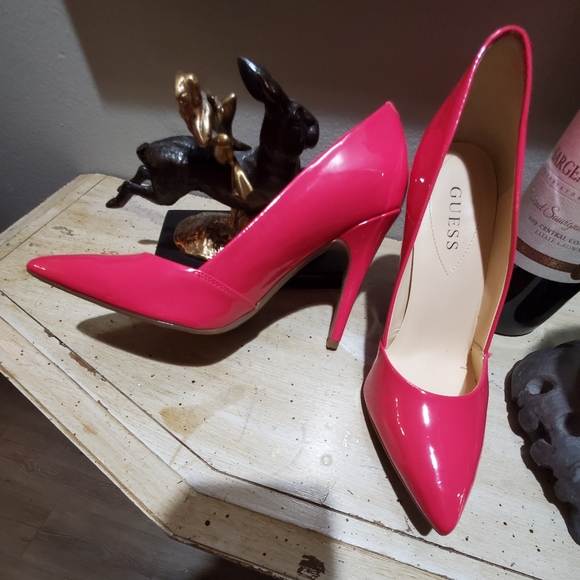 Shoes - Picture 2 of 4